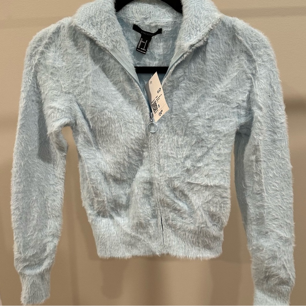 Forever 21 sweater NWT